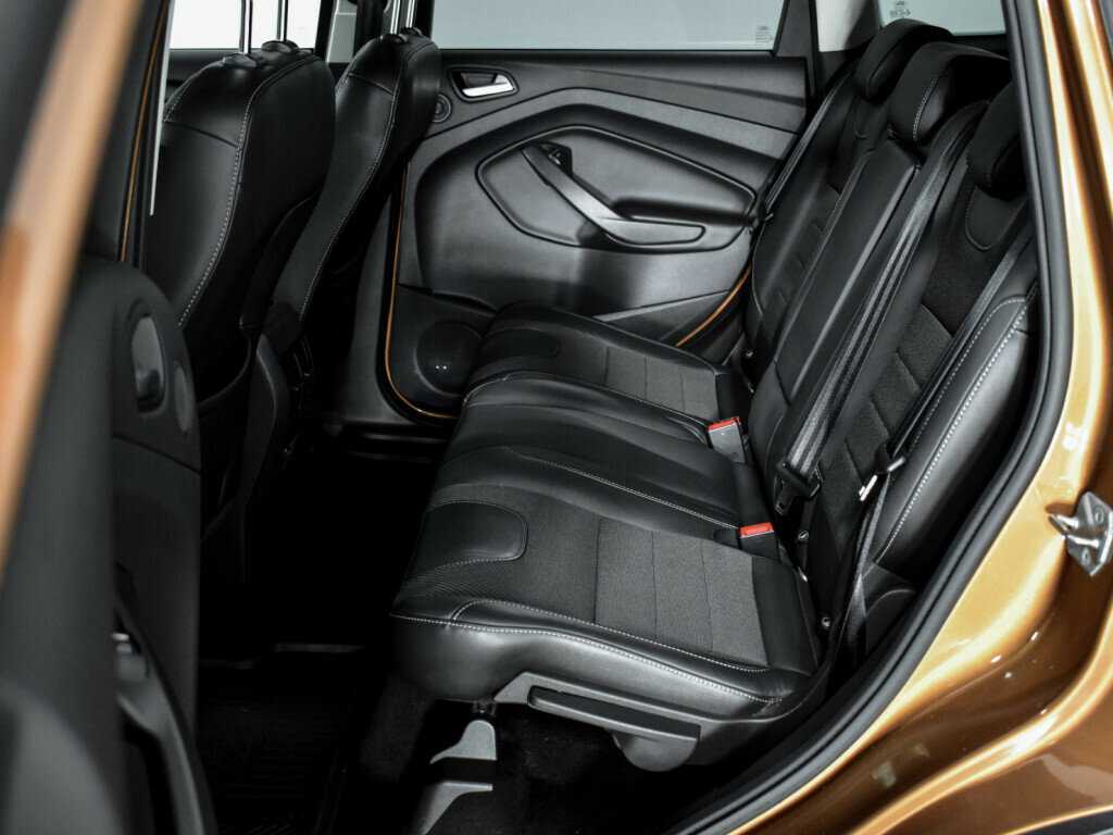 Форд Куга б/у, 2016, Автоматическая. Фото: #11