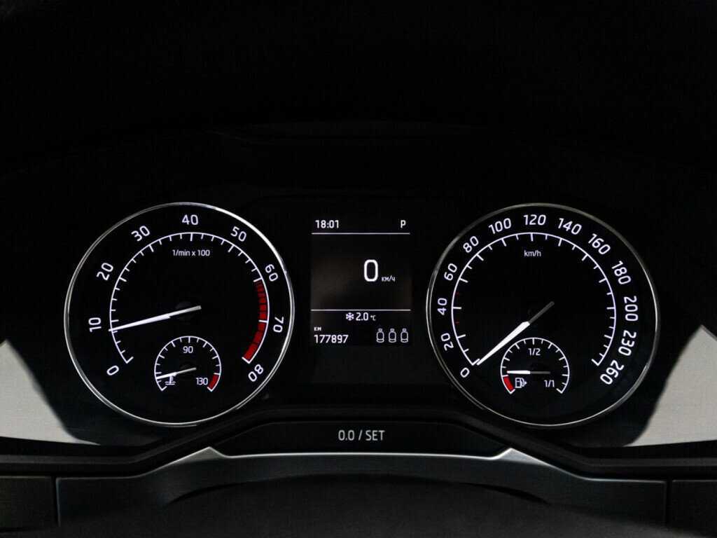 Шкода Суперб б/у, 2017, Роботизированная. Фото: #11