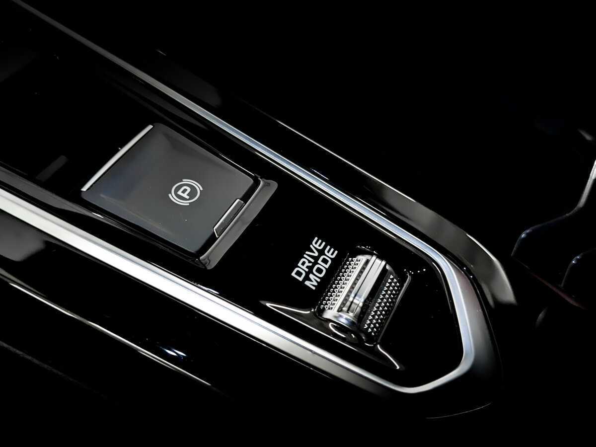 Джили Кулрэй б/у, 2024, Роботизированная. Фото: #21