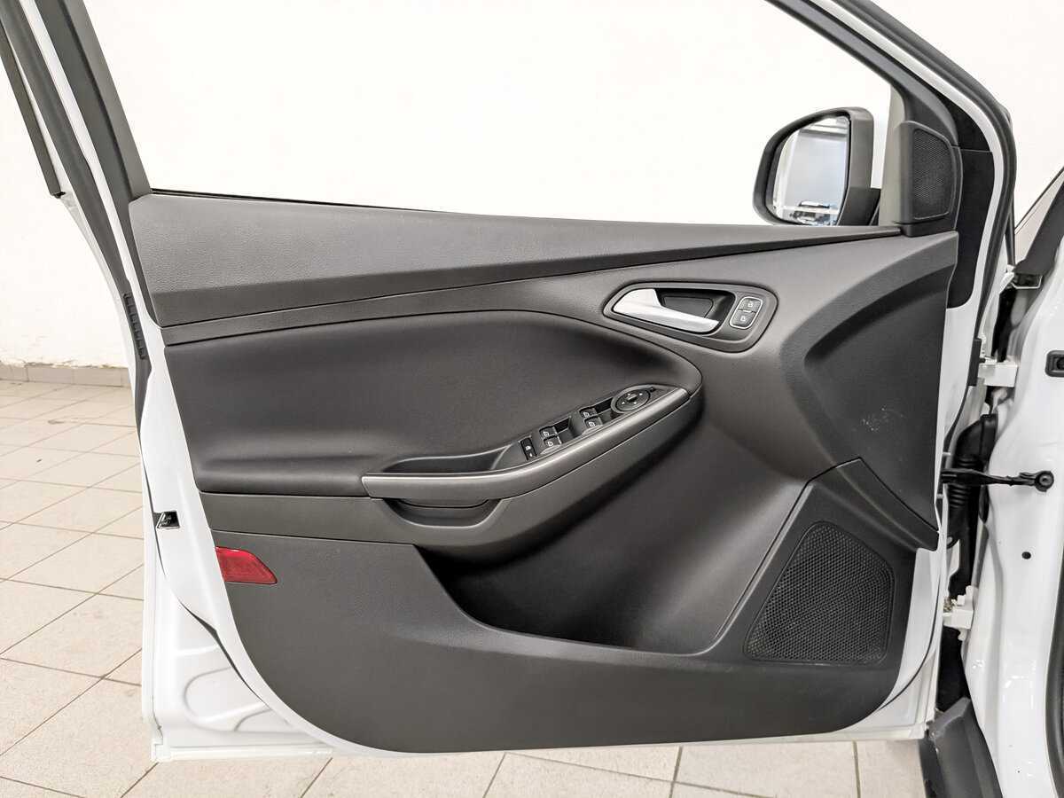 Форд Фокус б/у, 2017, Роботизированная. Фото: #18