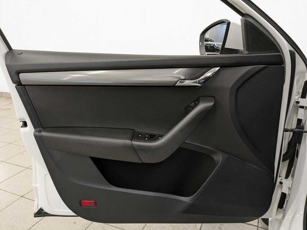 Шкода Октавия б/у, 2017, Автоматическая. Фото: #16