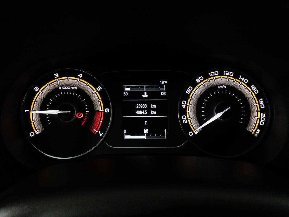 Лада (ВАЗ) Веста б/у, 2023, Механическая. Фото: #11