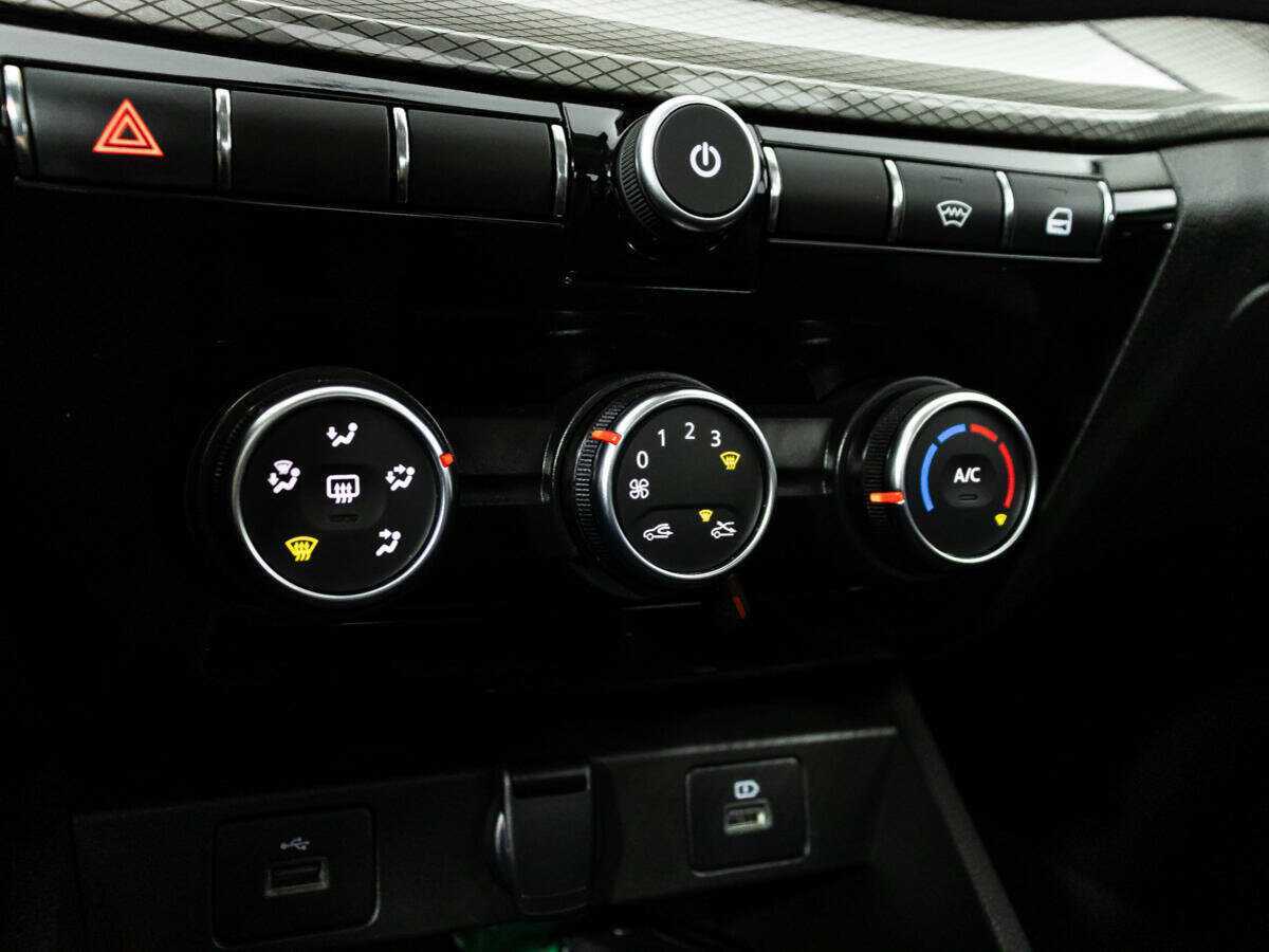 Лада (ВАЗ) Веста б/у, 2023, Механическая. Фото: #16