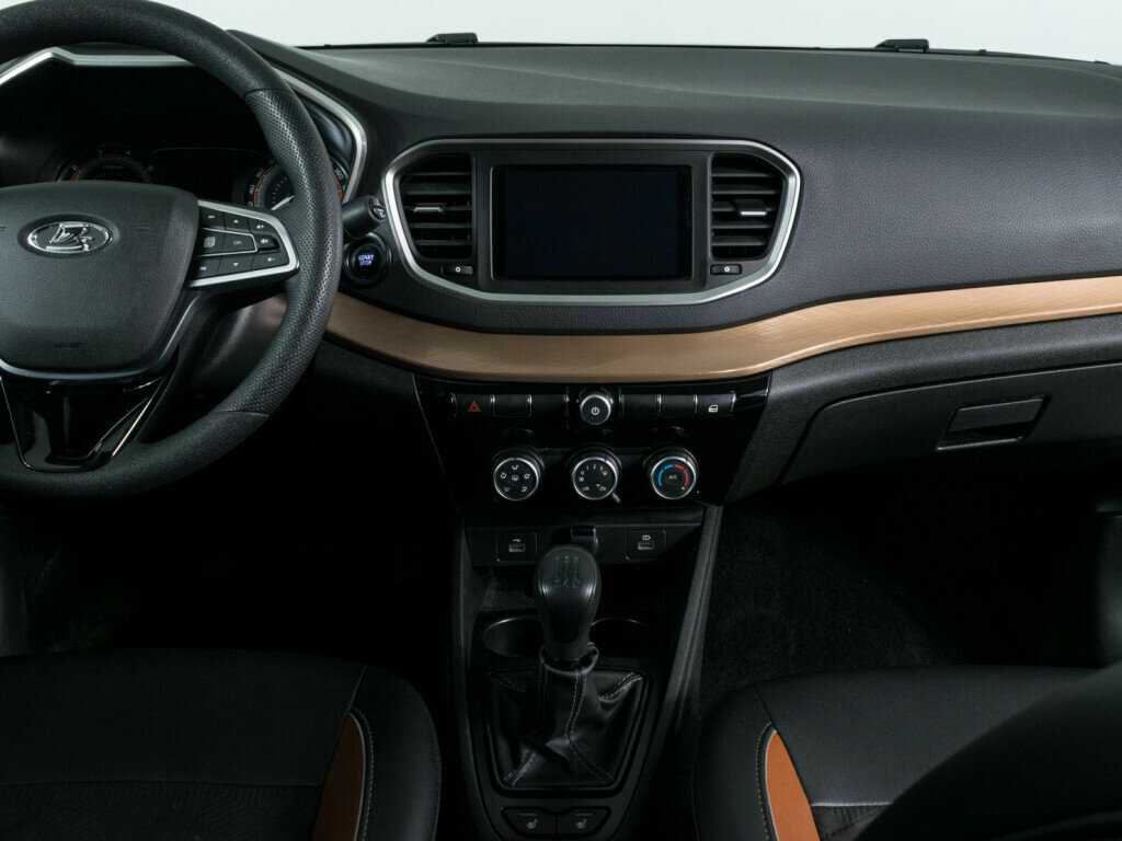 Лада (ВАЗ) Веста б/у, 2023, Механическая. Фото: #8