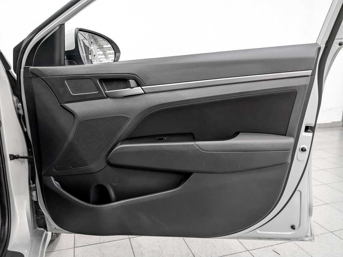 Хендай Елантра б/у, 2017, Автоматическая. Фото: #21