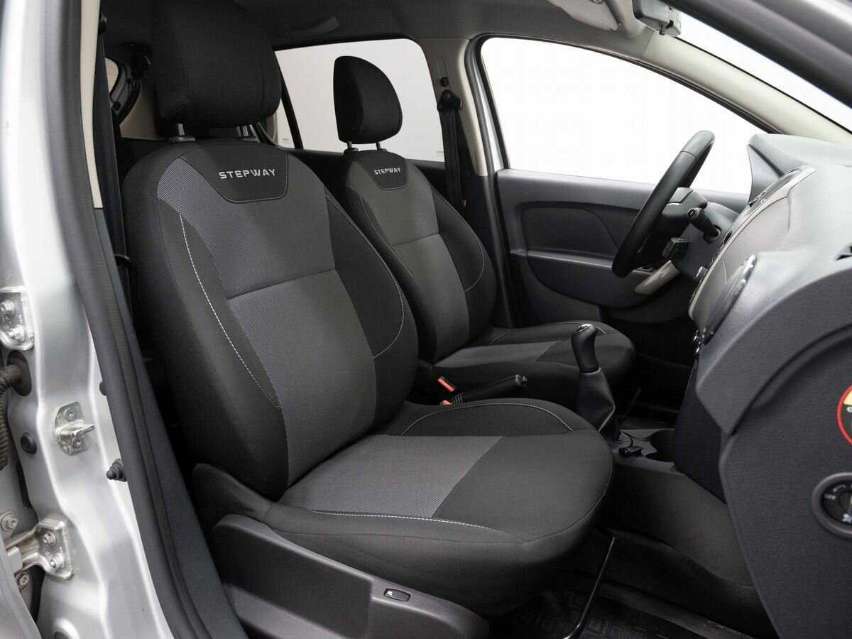 Рено Сандеро б/у, 2020, Механическая. Фото: #11