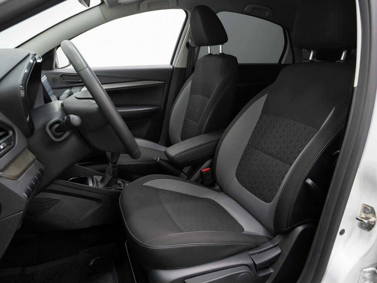 Лада (ВАЗ) Веста б/у, 2023, Механическая. Фото: #8