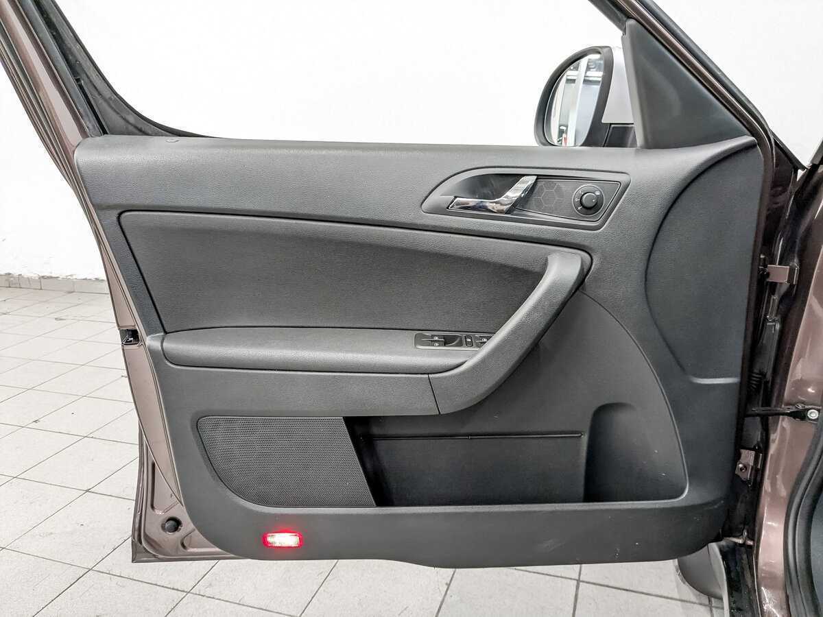 Шкода Йети б/у, 2014, Роботизированная. Фото: #18