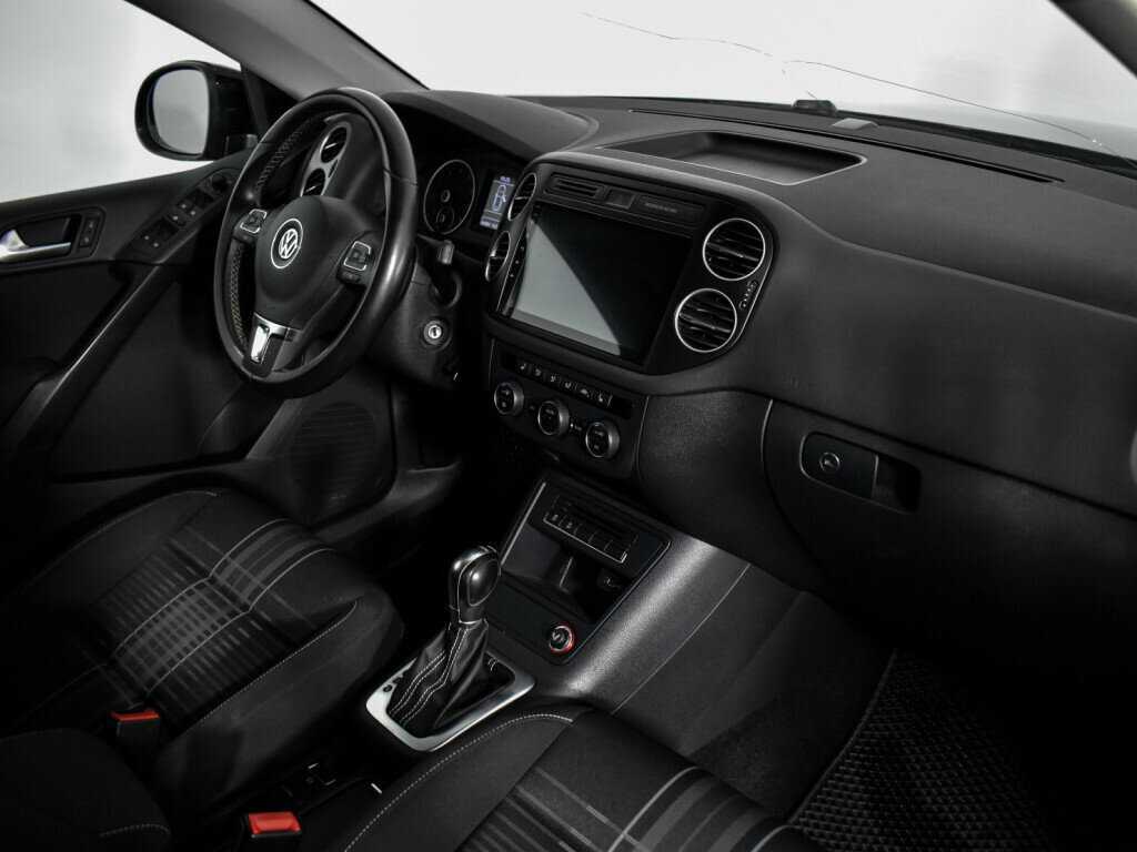 Фольксваген Тигуан б/у, 2016, Роботизированная. Фото: #11