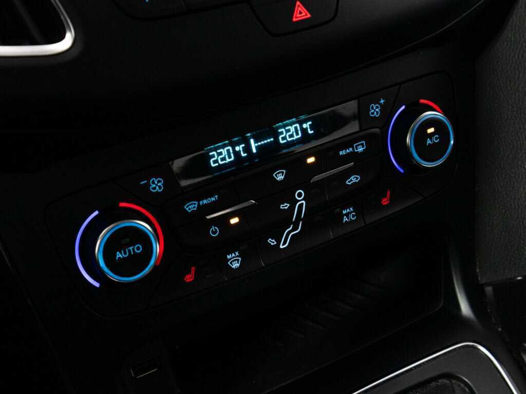 Форд Фокус б/у, 2017, Автоматическая. Фото: #15