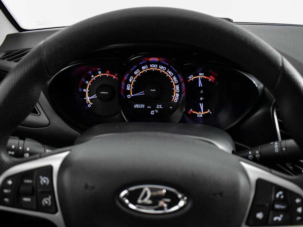 Лада (ВАЗ) Веста б/у, 2019, Механическая. Фото: #14