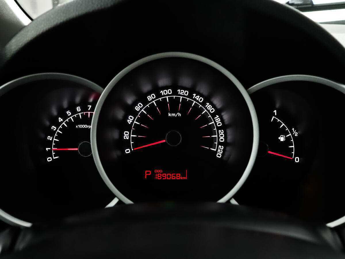 Киа Венга б/у, 2012, Автоматическая. Фото: #9