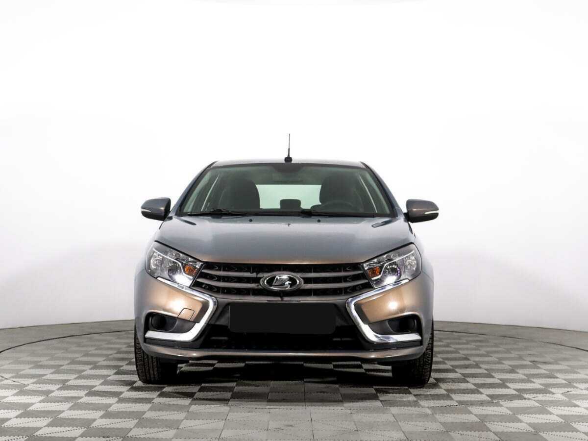 Лада (ВАЗ) Веста б/у, 2016, Механическая. Фото: #1