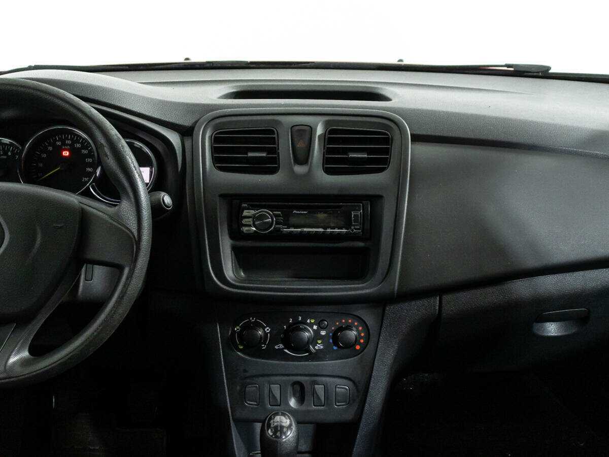 Рено Сандеро б/у, 2015, Механическая. Фото: #13