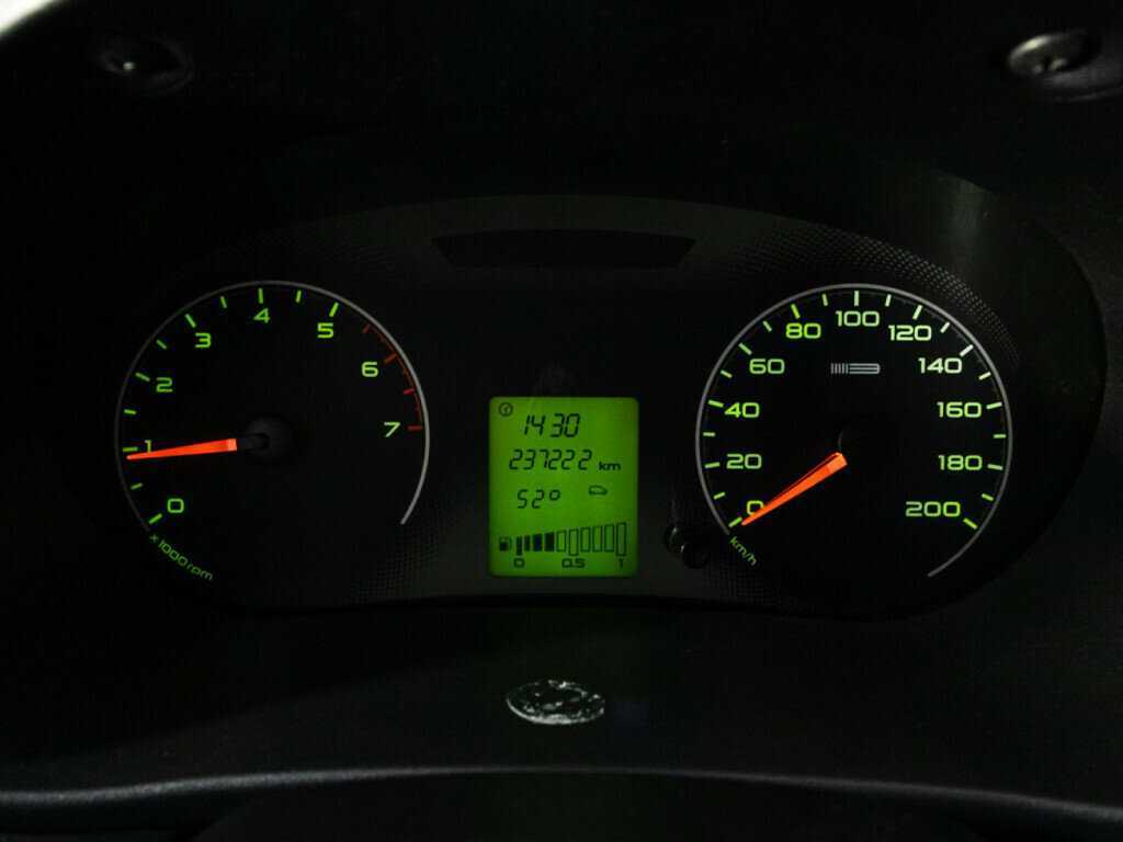 Лада (ВАЗ) Гранта б/у, 2016, Механическая. Фото: #11