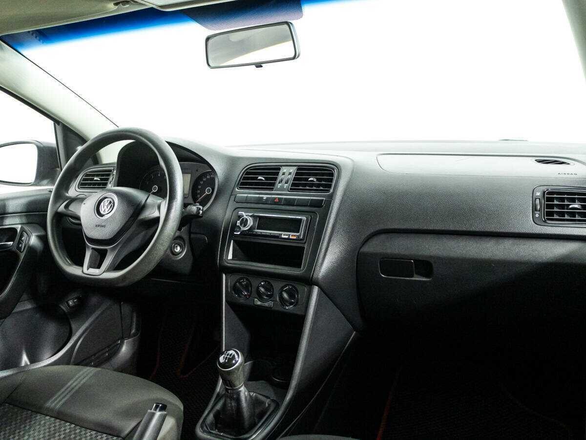 Фольксваген Поло б/у, 2017, Механическая. Фото: #5