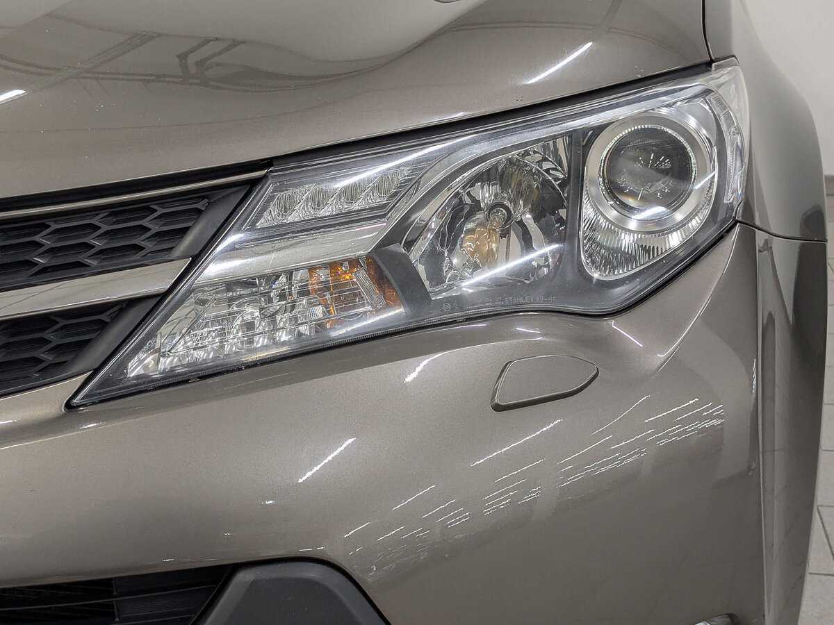 Тойота Рав4 б/у, 2014, Вариатор. Фото: #10