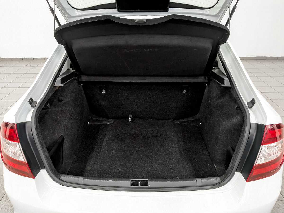 Шкода Рапид б/у, 2017, Механическая. Фото: #9