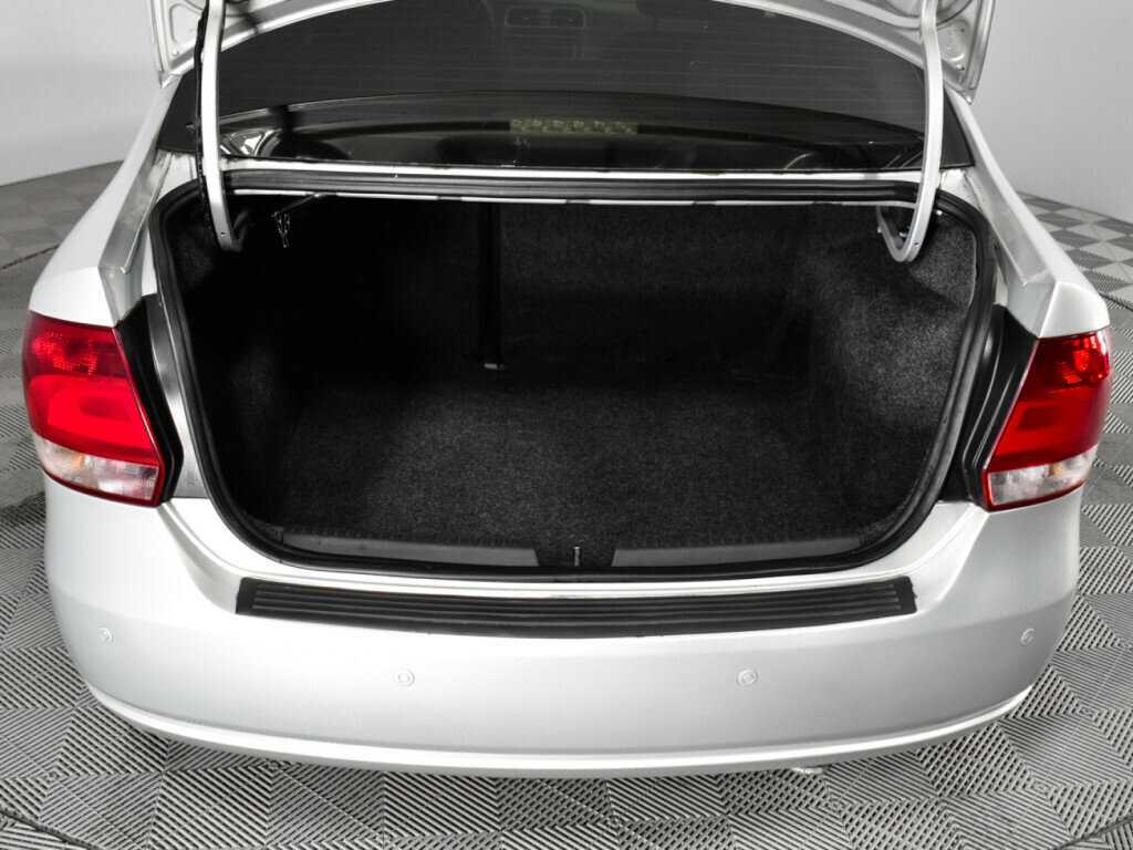 Фольксваген Поло б/у, 2015, Механическая. Фото: #14