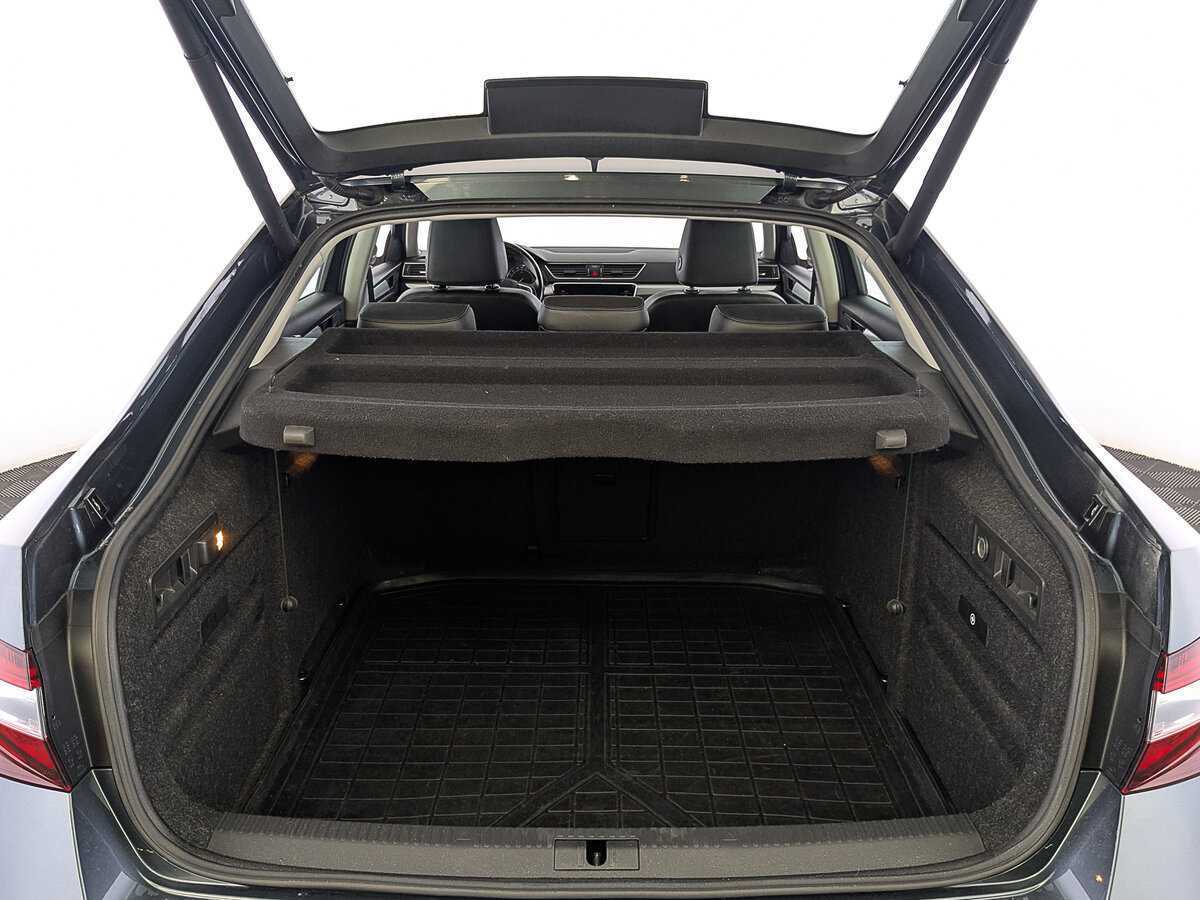 Шкода Суперб б/у, 2018, Роботизированная. Фото: #9