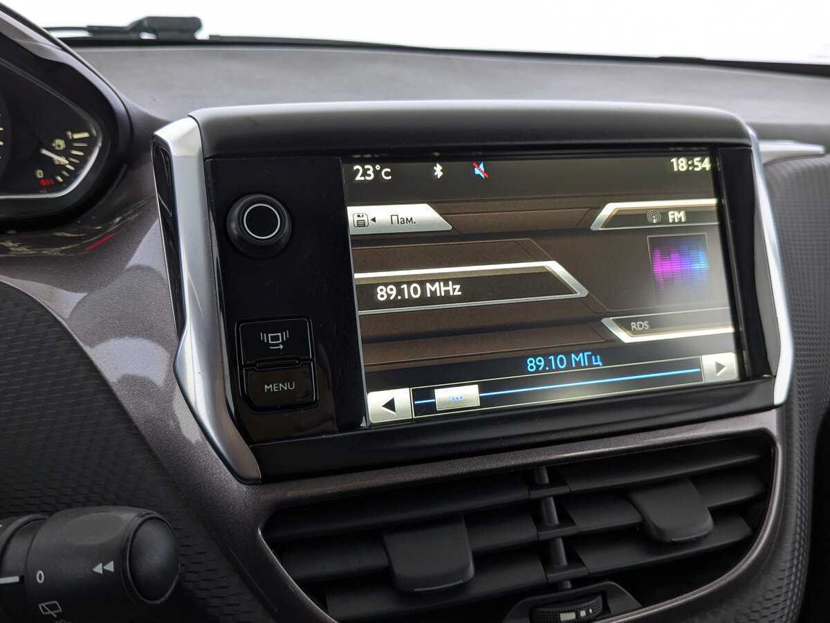 Пежо 2008 б/у, 2014, Автоматическая. Фото: #25