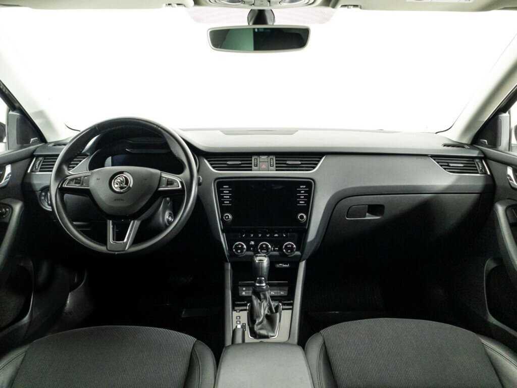 Шкода Октавия б/у, 2019, Роботизированная. Фото: #12