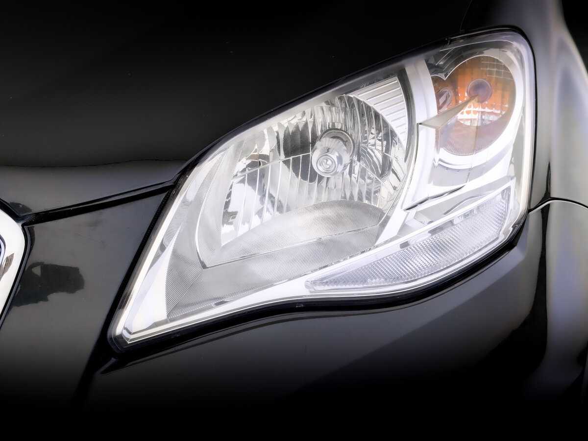 Сан-Ён Актион б/у, 2013, Автоматическая. Фото: #16