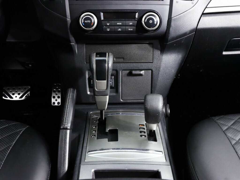 Митсубиши Паджеро б/у, 2013, Автоматическая. Фото: #16