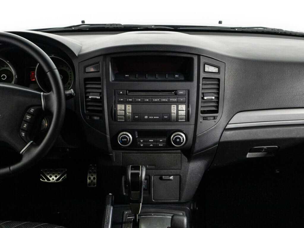 Митсубиши Паджеро б/у, 2013, Автоматическая. Фото: #21