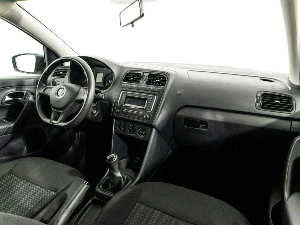 Фольксваген Поло б/у, 2016, Механическая. Фото: #8