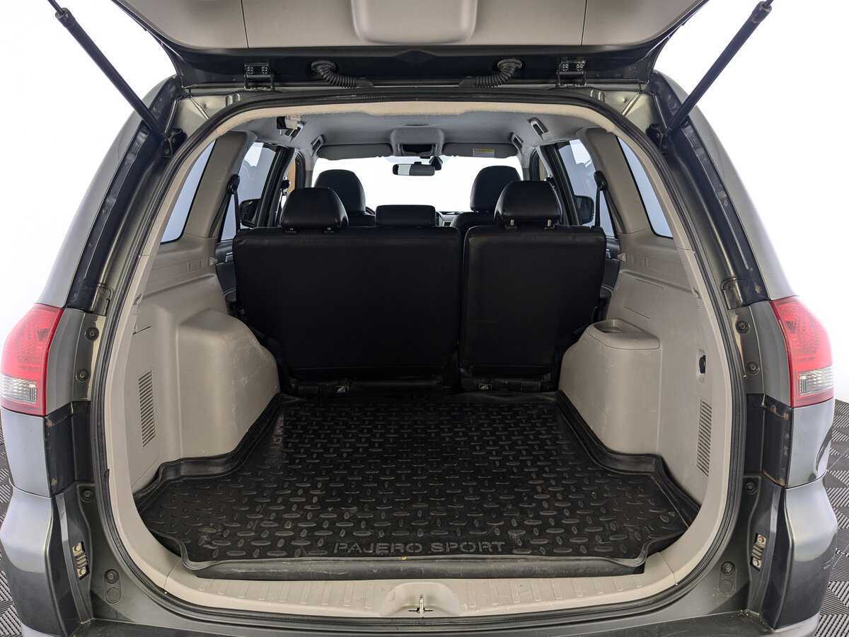 Митсубиши Паджеро Спорт б/у, 2013, Автоматическая. Фото: #9