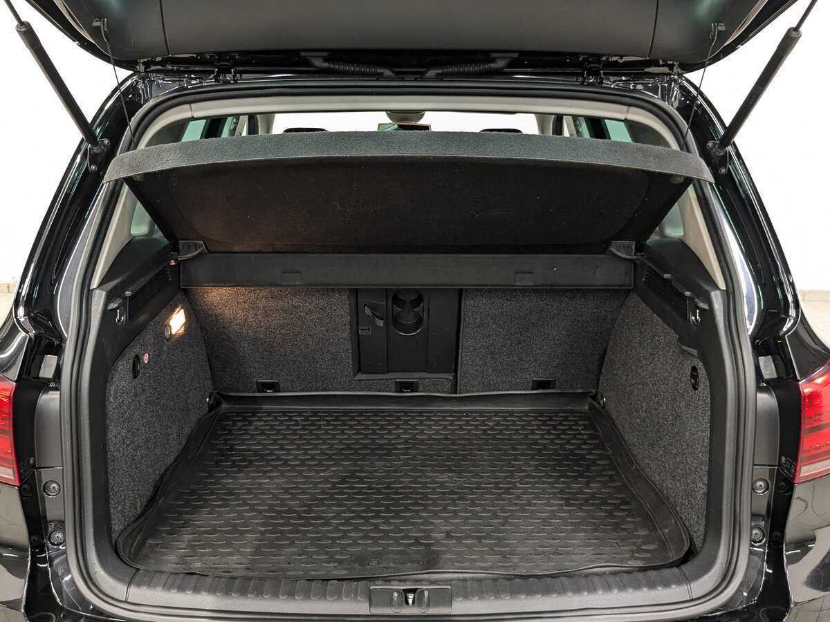 Фольксваген Тигуан б/у, 2015, Автоматическая. Фото: #9