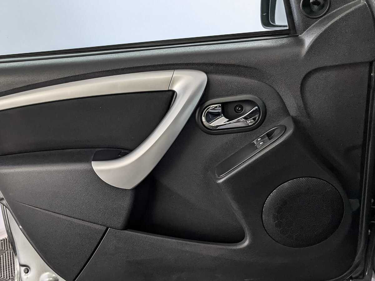 Ниссан Террано б/у, 2015, Автоматическая. Фото: #18