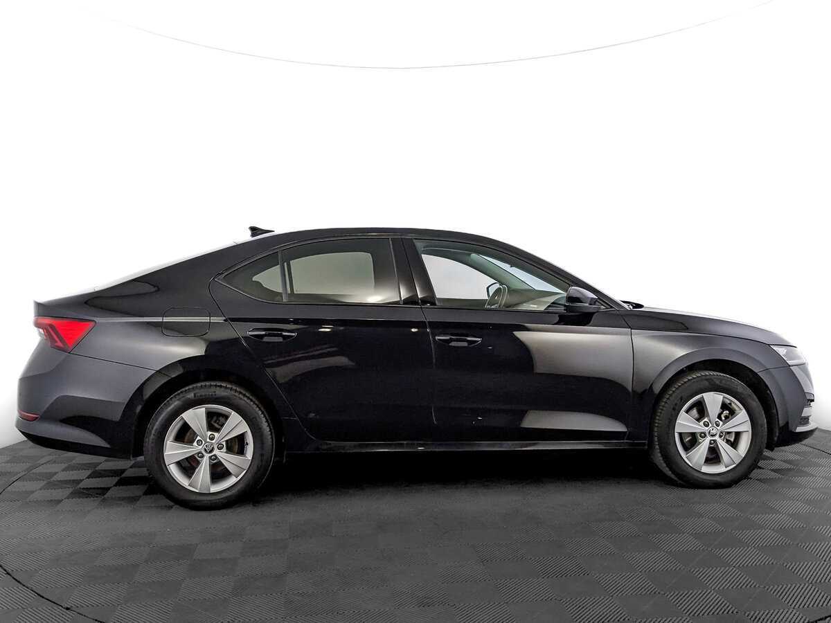 Шкода Октавия б/у, 2021, Механическая. Фото: #3