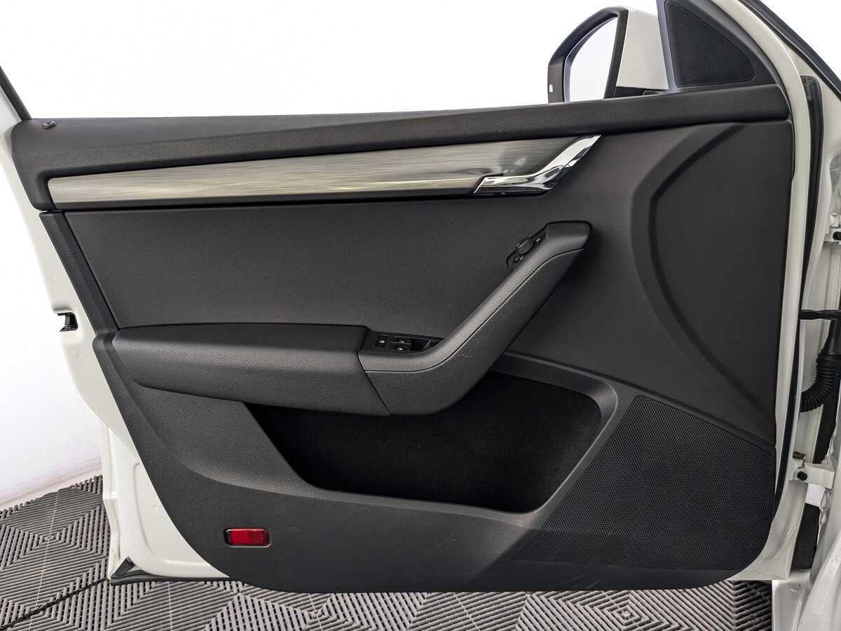 Шкода Октавия б/у, 2017, Роботизированная. Фото: #14