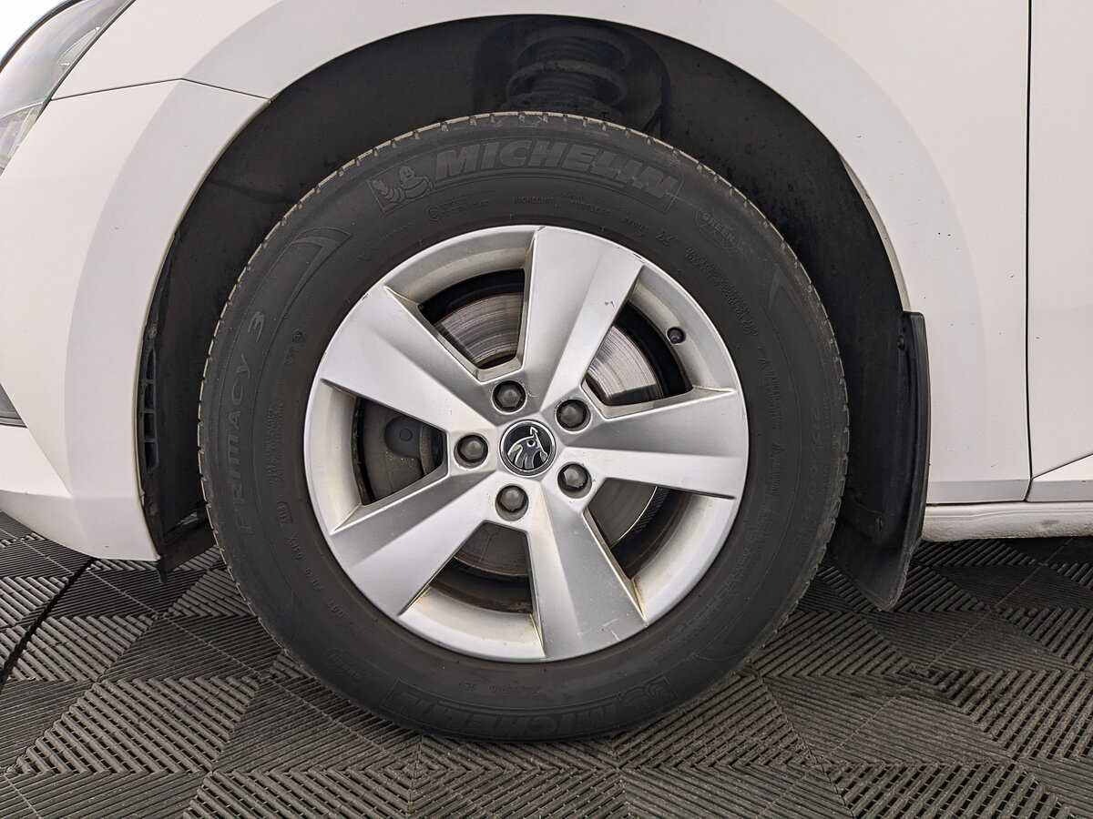 Шкода Суперб б/у, 2017, Роботизированная. Фото: #11