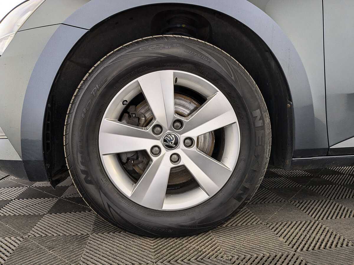 Шкода Суперб б/у, 2019, Роботизированная. Фото: #11