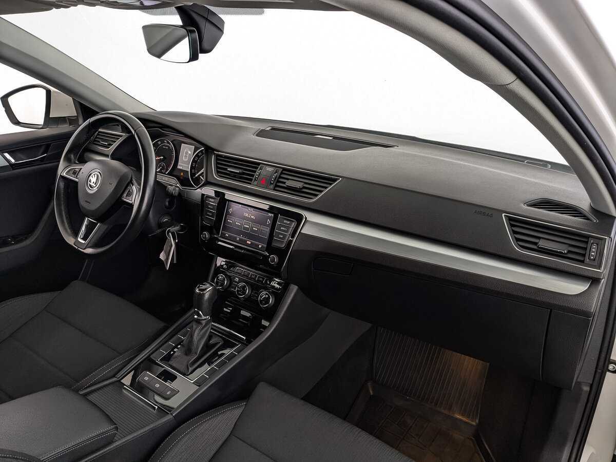 Шкода Суперб б/у, 2018, Роботизированная. Фото: #12