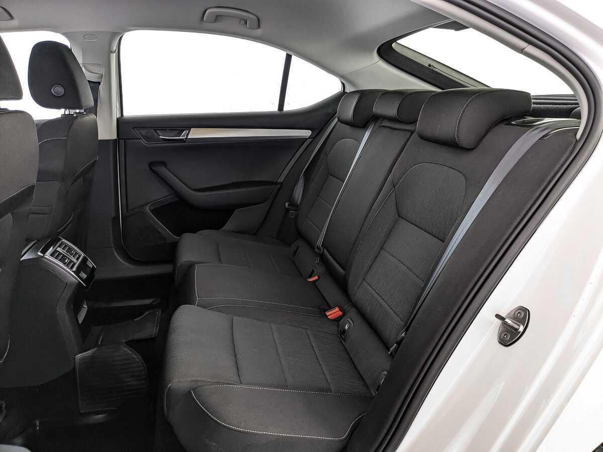 Шкода Суперб б/у, 2018, Роботизированная. Фото: #17