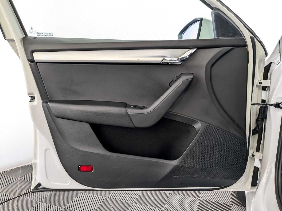 Шкода Октавия б/у, 2019, Механическая. Фото: #16