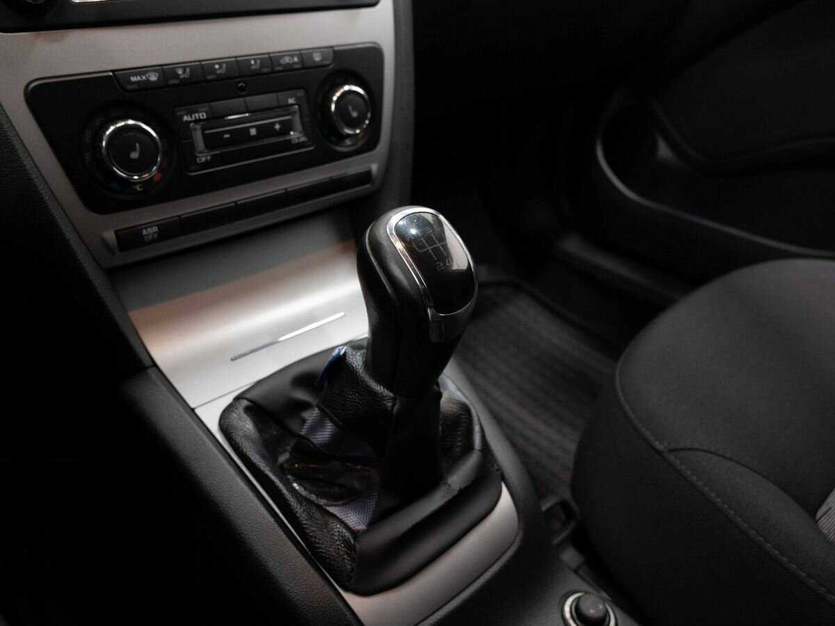 Шкода Октавия б/у, 2012, Механическая. Фото: #20