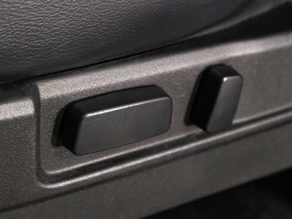 Митсубиши Паджеро Спорт б/у, 2014, Автоматическая. Фото: #17