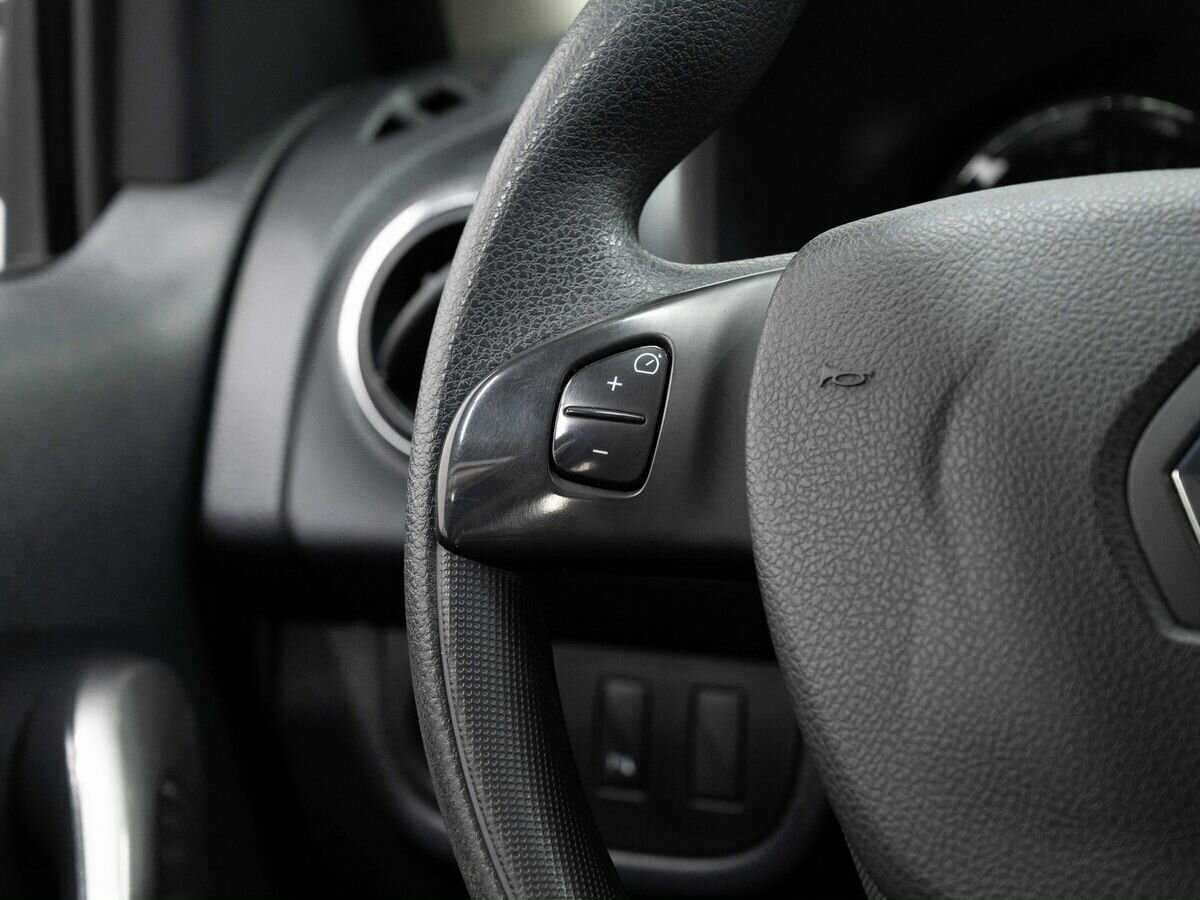 Рено Логан б/у, 2018, Механическая. Фото: #15