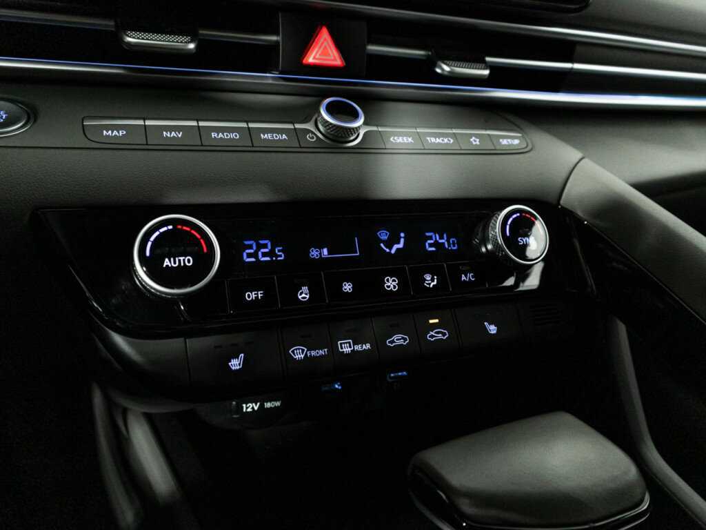 Хендай Елантра б/у, 2021, Автоматическая. Фото: #19