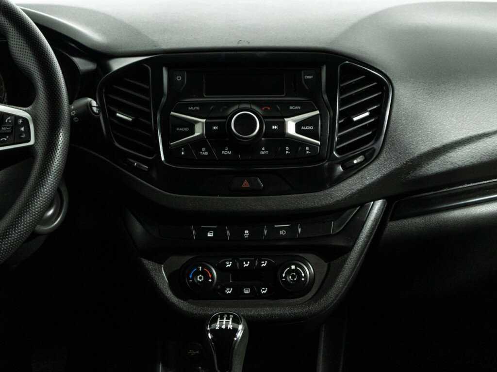 Лада (ВАЗ) Веста б/у, 2019, Механическая. Фото: #13