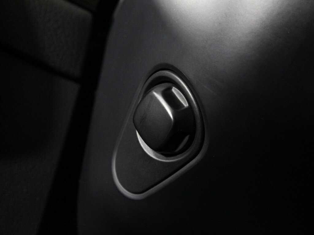 Фольксваген Туарег б/у, 2012, Автоматическая. Фото: #18