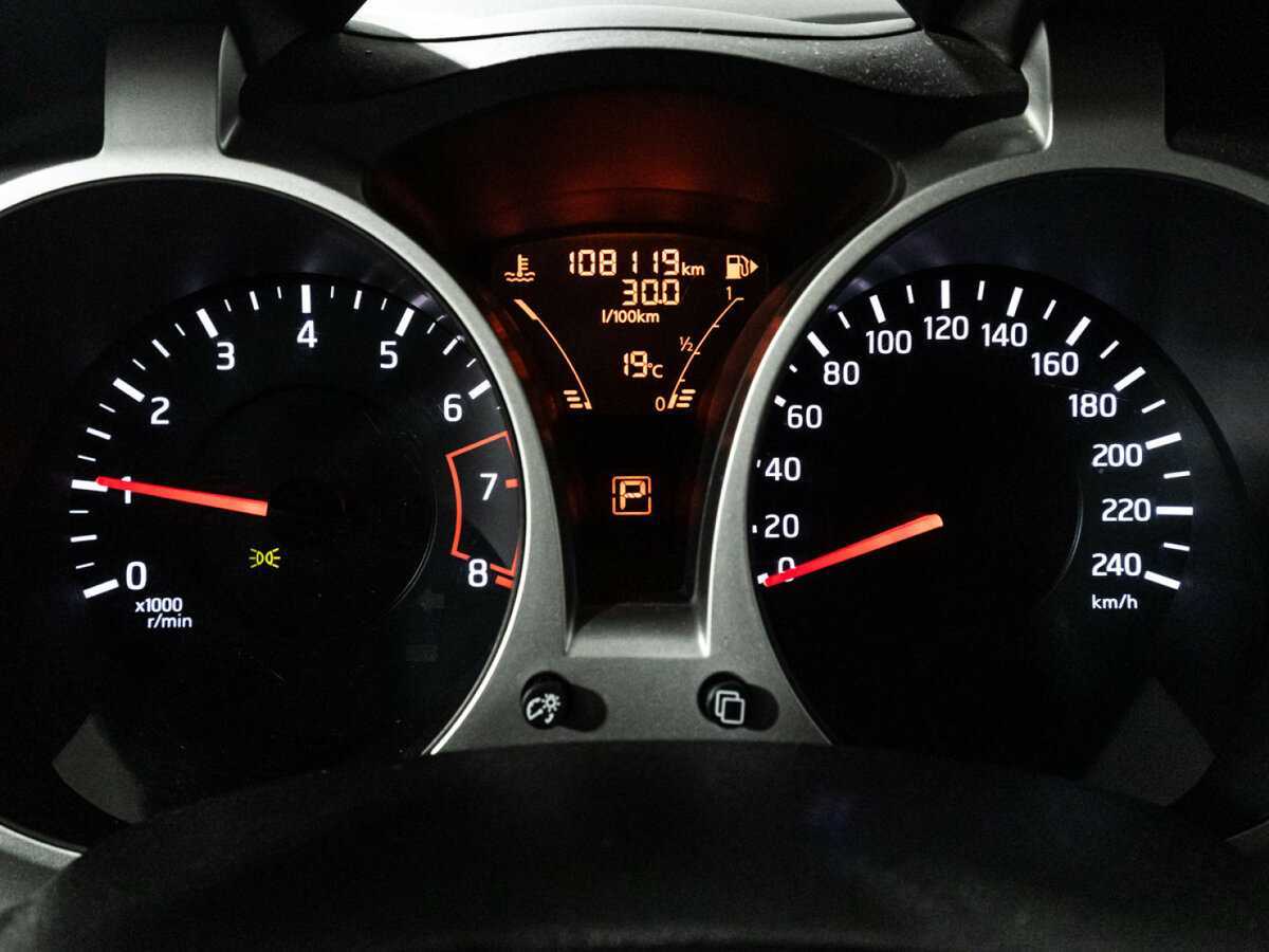 Ниссан Жук б/у, 2014, Вариатор. Фото: #11