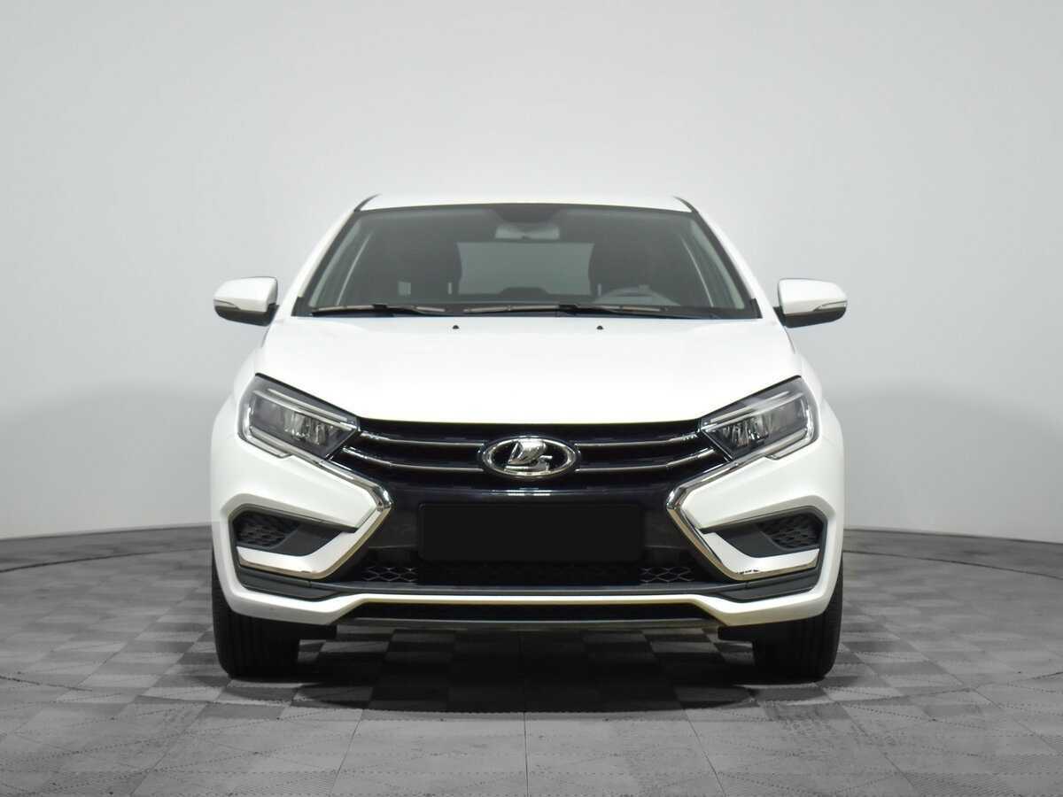 Лада (ВАЗ) Веста б/у, 2023, Механическая. Фото: #1