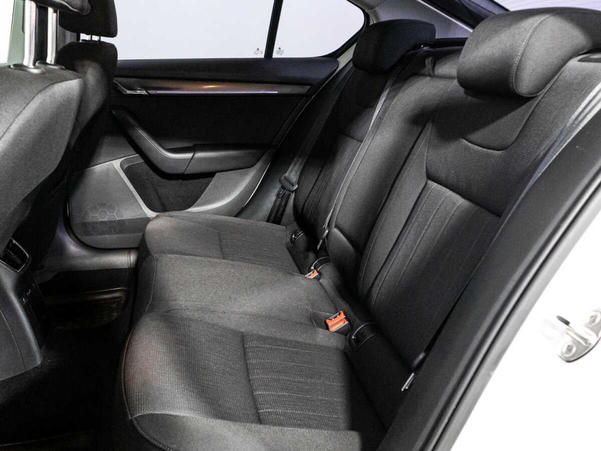 Шкода Октавия б/у, 2017, Роботизированная. Фото: #9