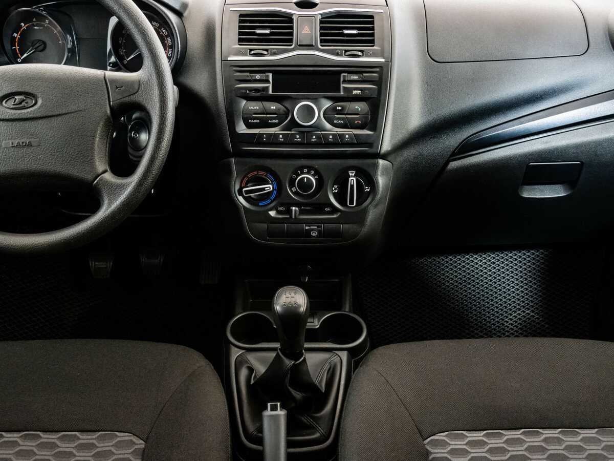 Лада (ВАЗ) Гранта б/у, 2023, Механическая. Фото: #9
